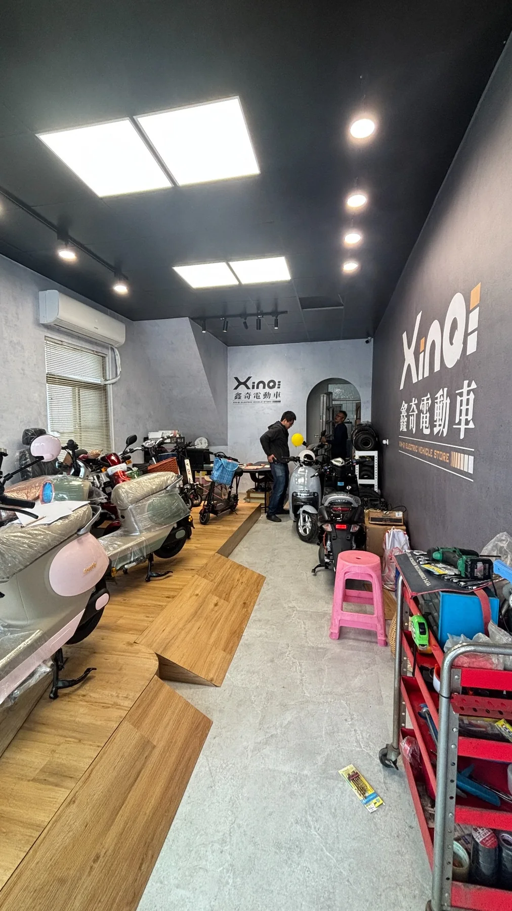 鑫奇電動車室內展示空間